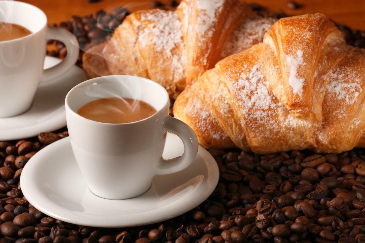 Lombardo Bed & Breakfast Roma Ngoại thất bức ảnh